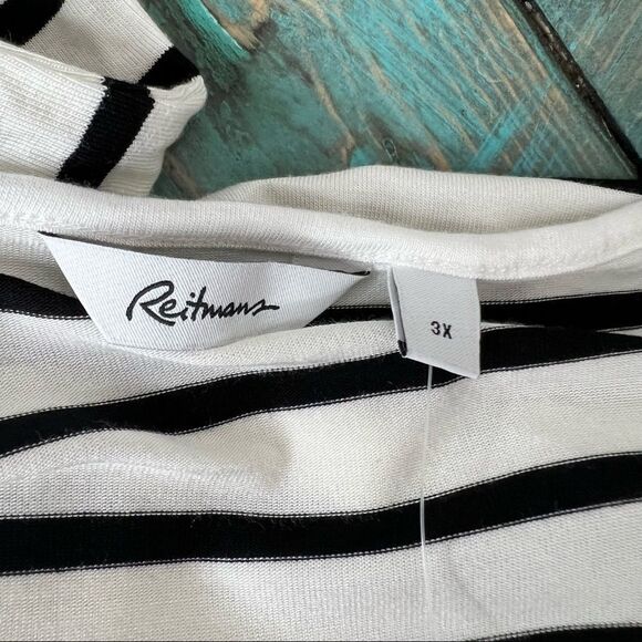 Reitman’s 𝅺Extended Sleeve Striped Tee with Front Tie Size 3x - Picture 8 of 9